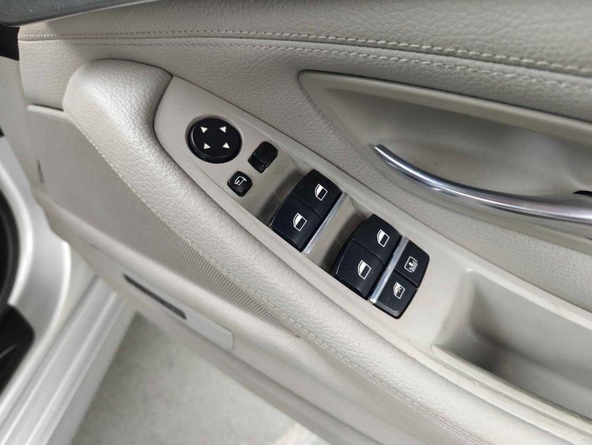 รหัสรถ WMT53 BMW 523i ปี 2014 12