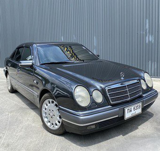 ขายรถ Benz e230 w210 ปี 96 สีดำ 1