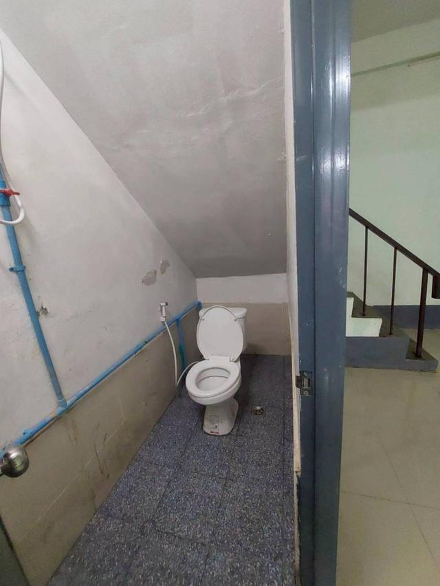 ขายอาคารพาณิชย์ 3 ชั้นครึ่ง ซอยลาดพร้าว62 6