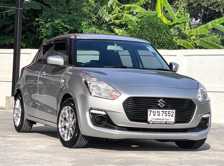Suzuki Swift 1.2GL ปี18 3