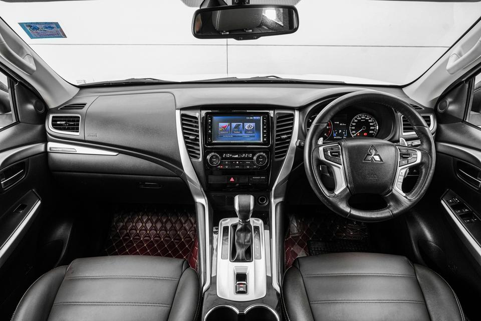 2019 Mitsubishi Pajero Sport 2.4 GT Premium Elite Edition 2WD SUV สีขาว เลขไมล์ 41570 กม. 12