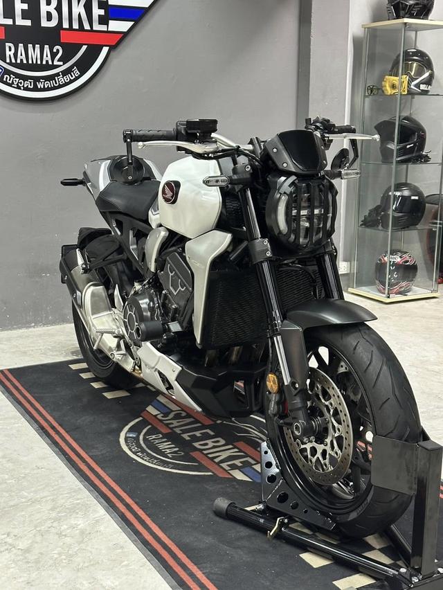 ออกรถ 0 บาท CB1000R แต่งเต็มพร้อมหล่อ  6