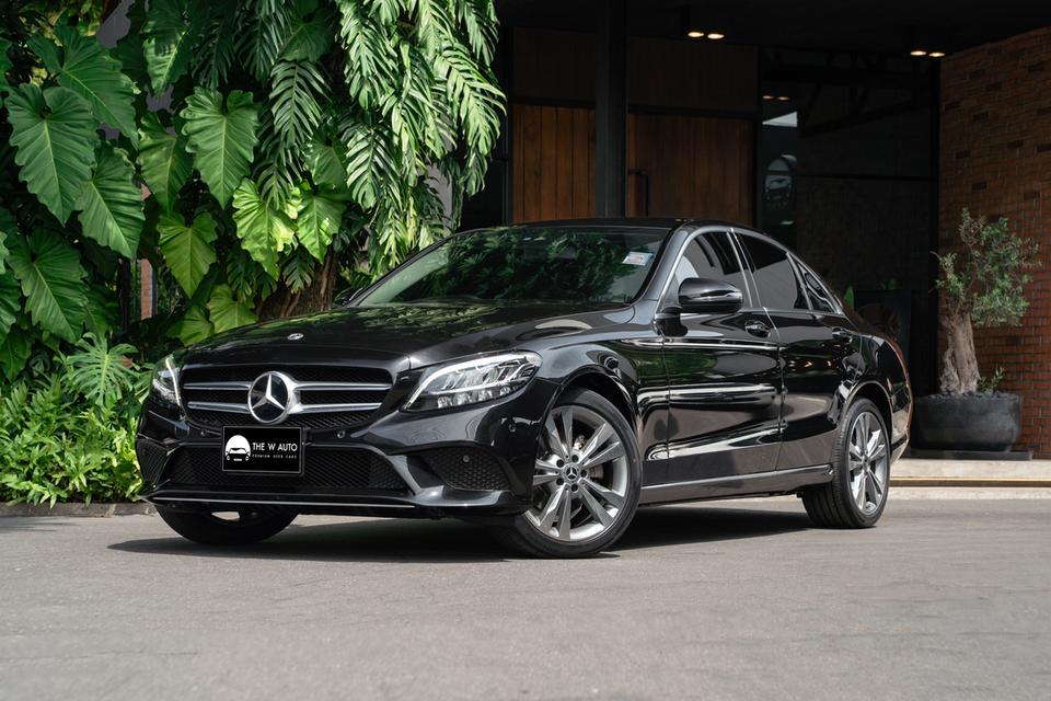 “Mercedes-Benz C220d Avantgarde” ปี 2019