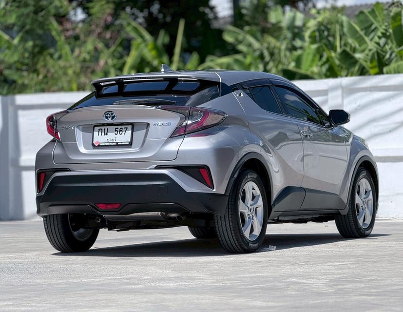 ขาย Toyota CH-R 1.8Hybrid Mid ปี18 6