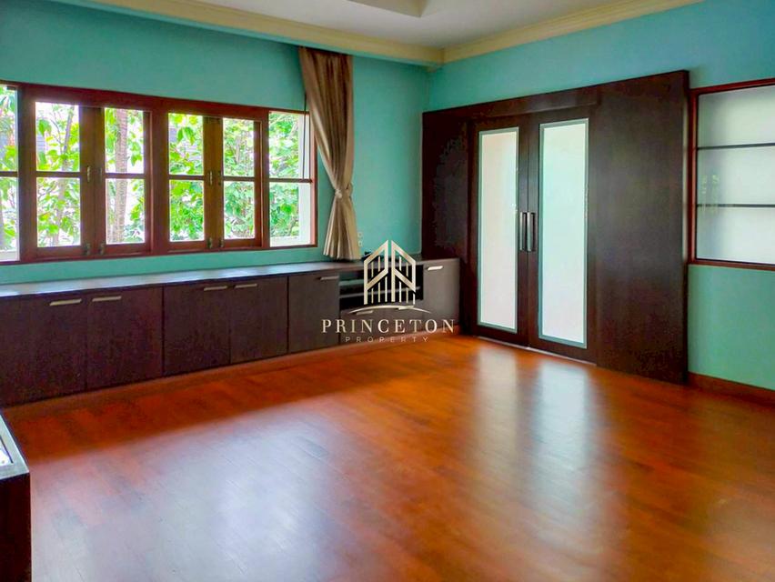 Luxury House For Sale or Rent Prukpirom Regent Sukhumvit With Private Swimming Pool 11