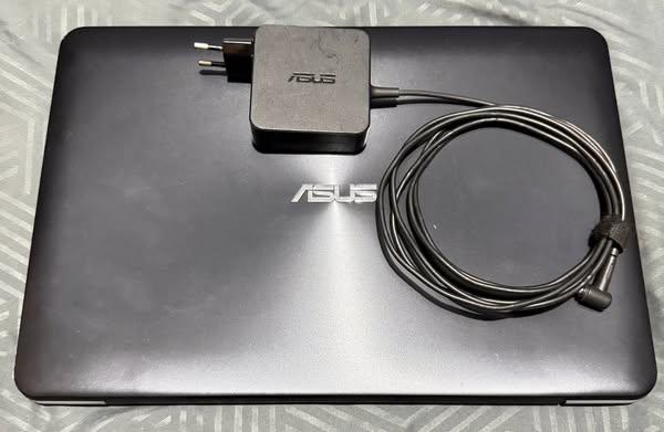 ขาย โน๊ตบุ๊ค Asus จอ ขนาด 15.6 CPU i3 5005U 2.00Ghz แรม 8Gb ฮาร์ดดิส ssd480Gb  4