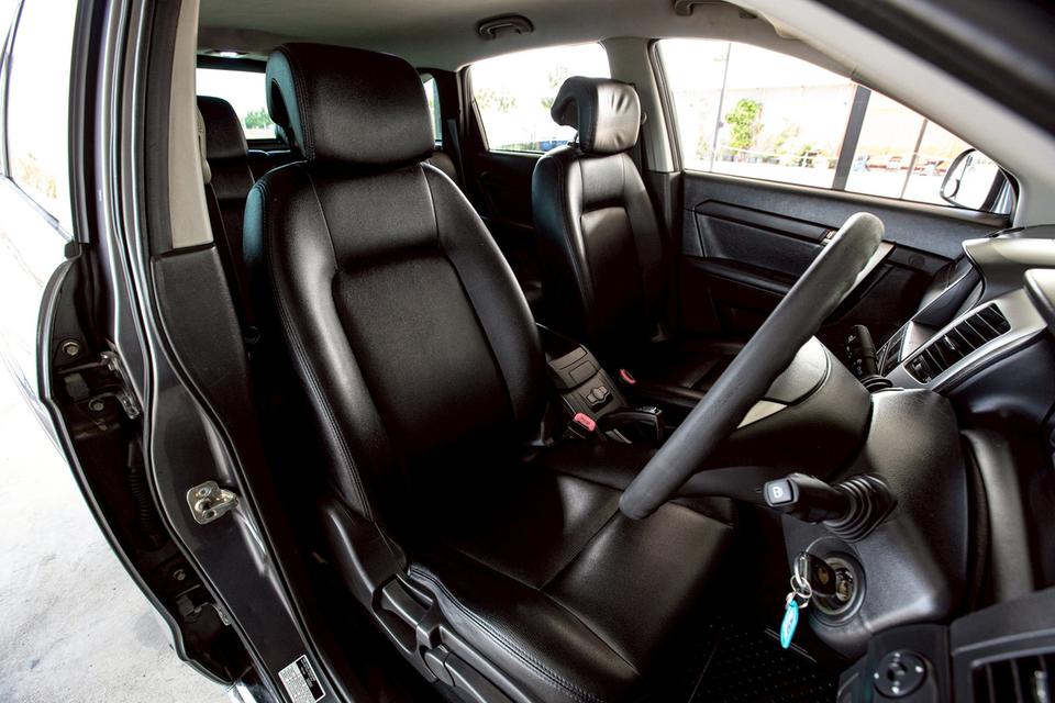 CHEVROLET Captiva 2.0 ดีเซล ปี 2007 เกียร์ออโต้ สีเทา จอเครื่องเสียงครบ 10