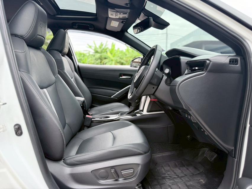 TOYOTA COROLLA CROSS 1.8 HYBRID GR SPORT ปี 2023 8