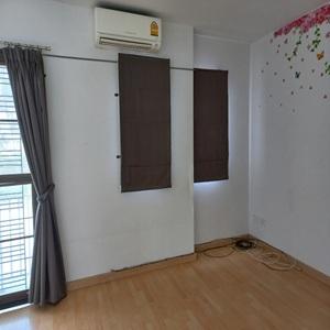 ให้เช่าทาวเฮ้าส์  THE CONNECT สุขสวัสดิ์ 26  3 นอน 2 น้ำ 2 ชั้น 3 ที่จอดรถ 10,000 บาท ติดต่อ 0868829426 6