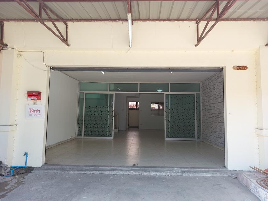 ให้เช่าราคาถูกทาวน์โฮม 2 ชั้น 3 ห้องนอน , 2 ห้องน้ำ , 1 โถงลึก , 1 ลานซักล้างมีหลังคา, จอดรถหน้าบ้านได้ 1 คัน หมู่บ้านพนาลี 1 ซอยเทียนทะเล 32 4