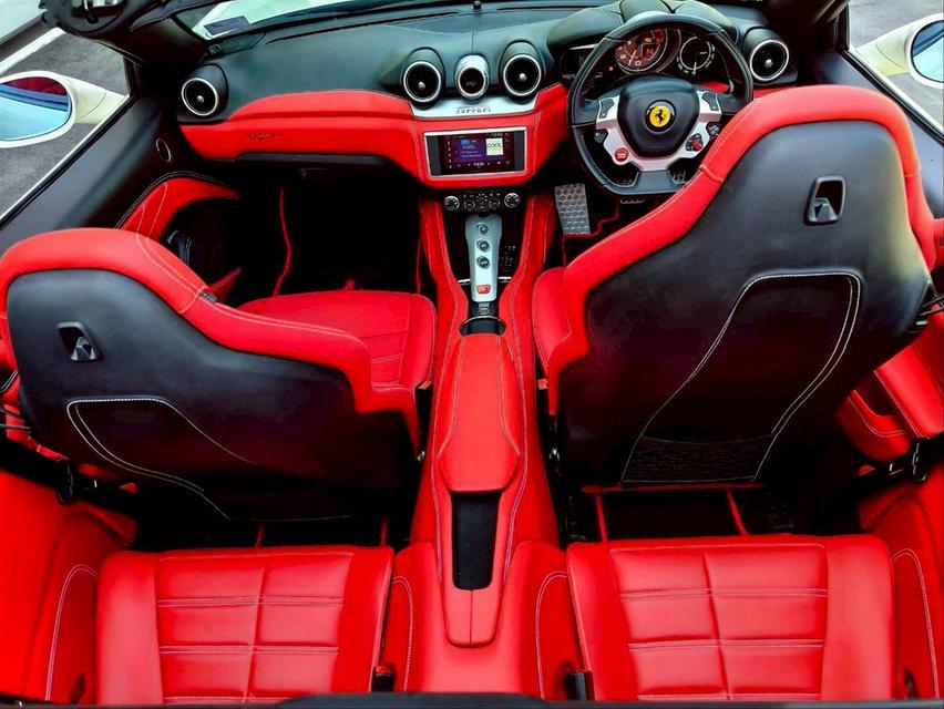 รหัสรถ KPV4860 2015 FERRARI CALIFORNIA T 3.9 สีขาว ภายในแดง 11