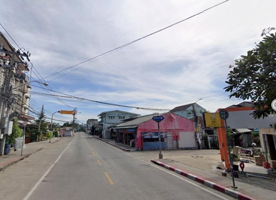 ให้เช่าร้านค้าพร้อมที่พักอาศัย 1 ชั้น 25 ตร.ว. ทำเลดี ถ.สังคมสงเคราะห์ ติด ซ.15 4