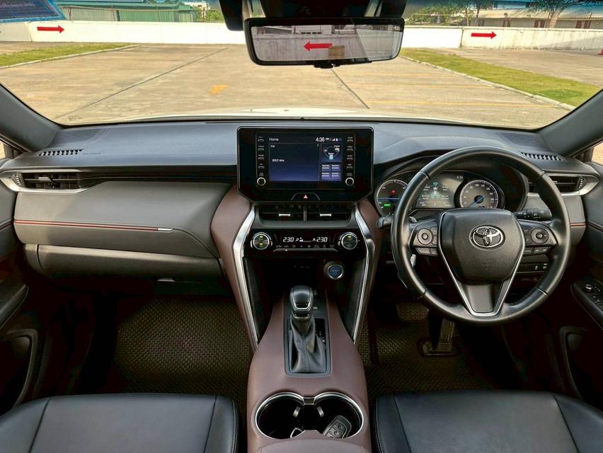 Toyota Harrier Hybrid G ปี 2021 • Mileage: 95,000 km 16