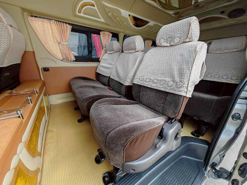 TOYOTA COMMUTER 3.0 ดีเซล 10