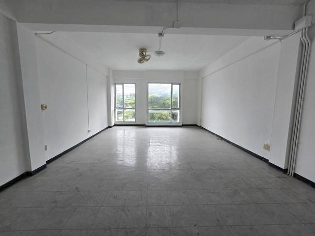 อาคารพาณิชย์3ชั้นให้เช่า โครงการ RK Office Park ร่มเกล้า ลาดกระบัง 4