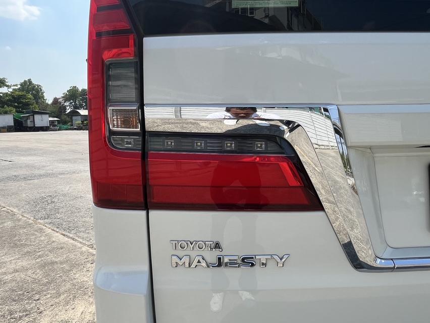 Toyota Majesty 2.8 Premium auto รถสวยตรงปก โทร. 0922639576 เอ๋ รูปที่ 5