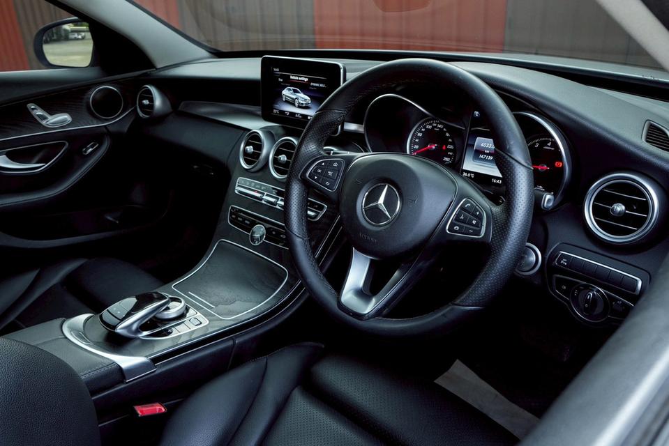 Mercedes-Benz C350e Avantgarde W205 AT 2018 รูปที่ 8