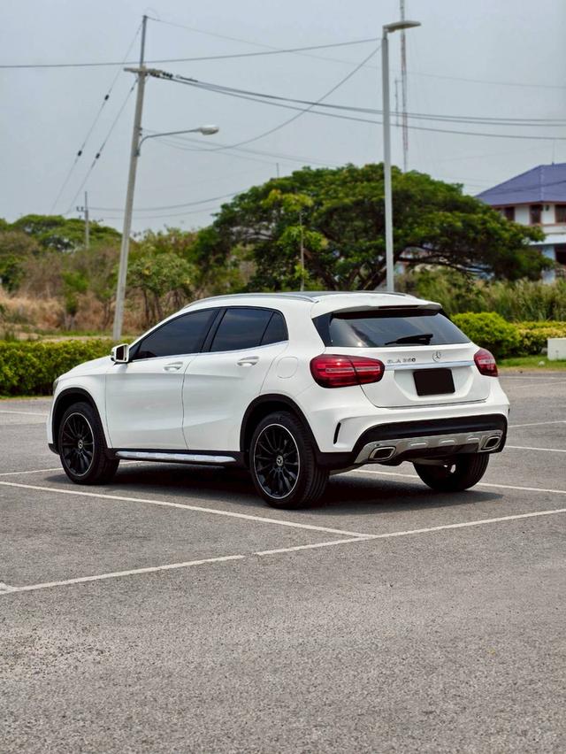 Mercedes Benz GLA250 AMG 2019 รูปที่ 4