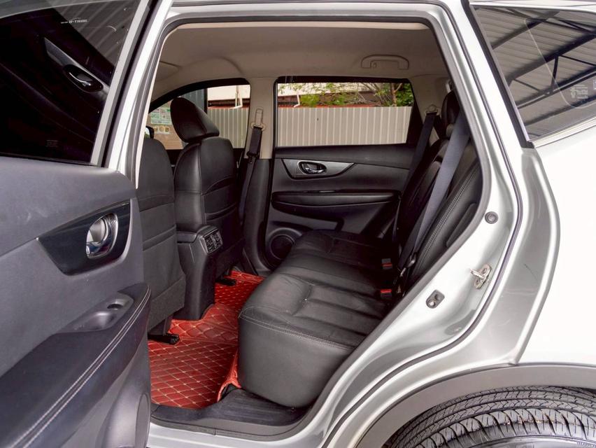 NISSAN X-TRAIL 2.0V 4WD ปี จด 2016 สภาพสวยเดิมๆ 14