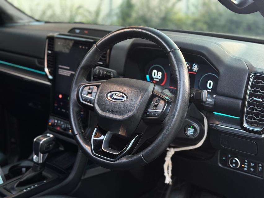 FORD EVEREST Y23 Wagon 4dr Titanium 7st Auto 2 WD 2.0DTTi (Bi-Turbo) 10sp สีเทาดำ 10