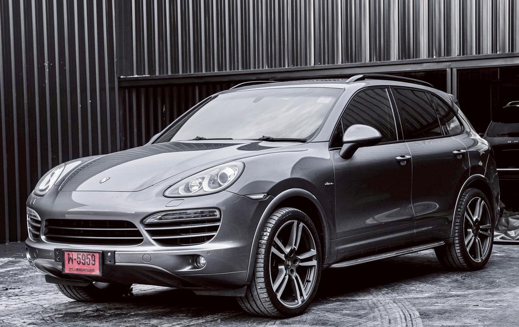 Porsche Cayenne Diesel (ฝาดำ)