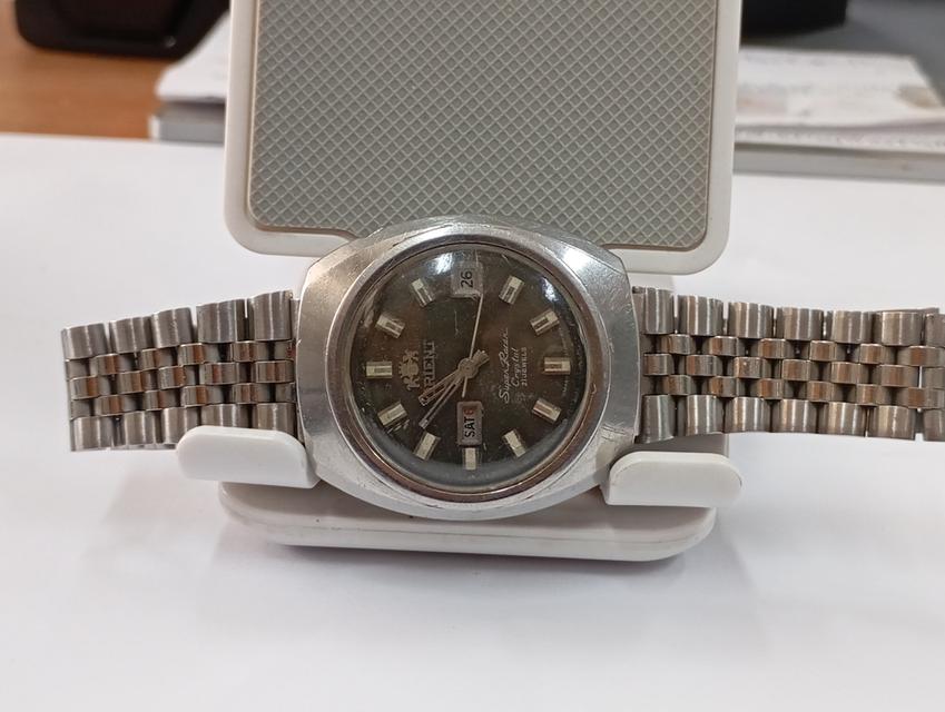 Orient วินเทจ Auto 2หน้าต่าง ปี1961 เดินดีปกติ กระจกมีรอยนิดหน่อยตามอายุ สายเดิมแน่นๆ ชอบทักได้ รูปที่ 8