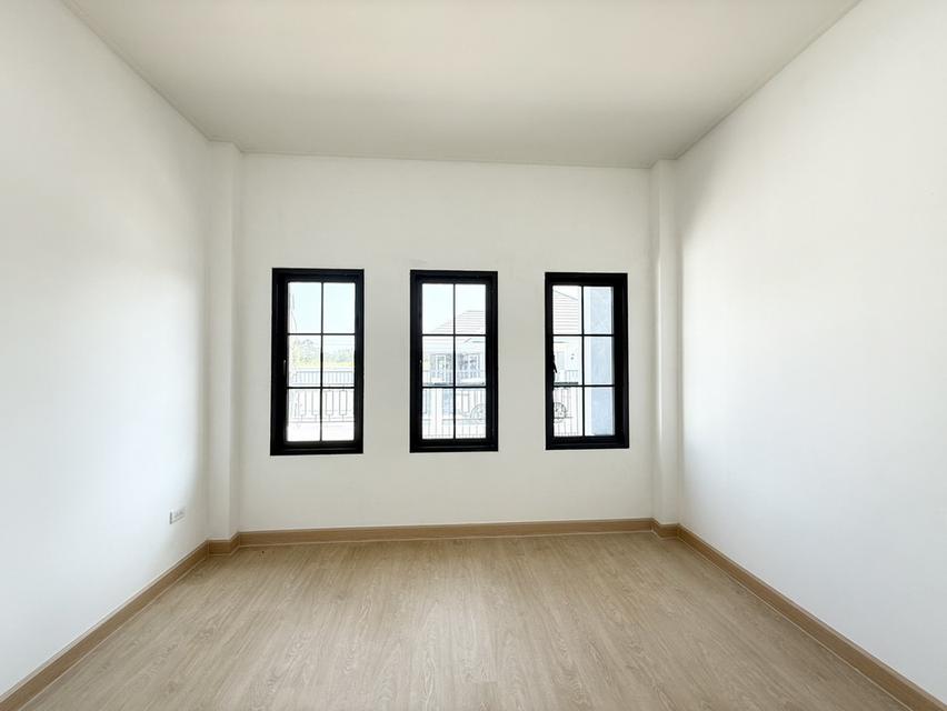 ขายบ้านเดี่ยวมือ 1 พร้อมอยู่ พานทอง 12