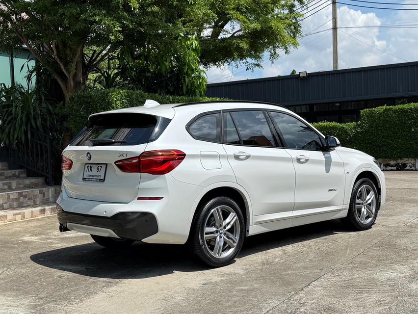 2017 BMW X1 F48 MSPORT รถมือเดียว 31,000 กม สภาพป้ายแดง รถเข้าศูนย์ตามระยะ ไม่เคยมีอุบัติเหตุครับ