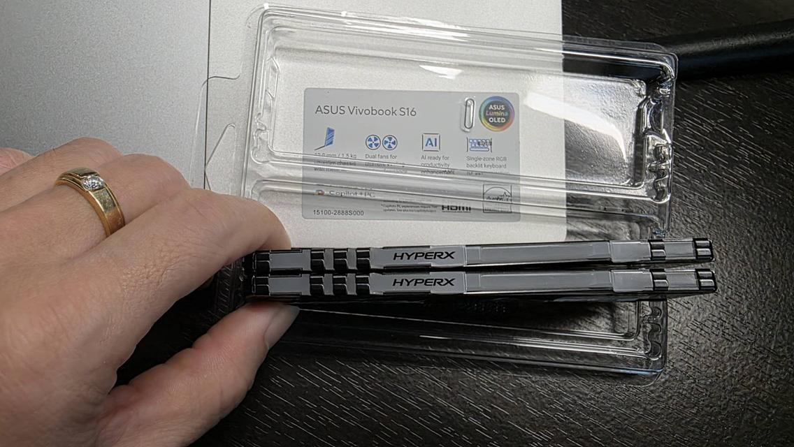 RAM Kingston HyperX FURY DDR4 RGB 32GB/3200 (16x2) ประกัน LT.