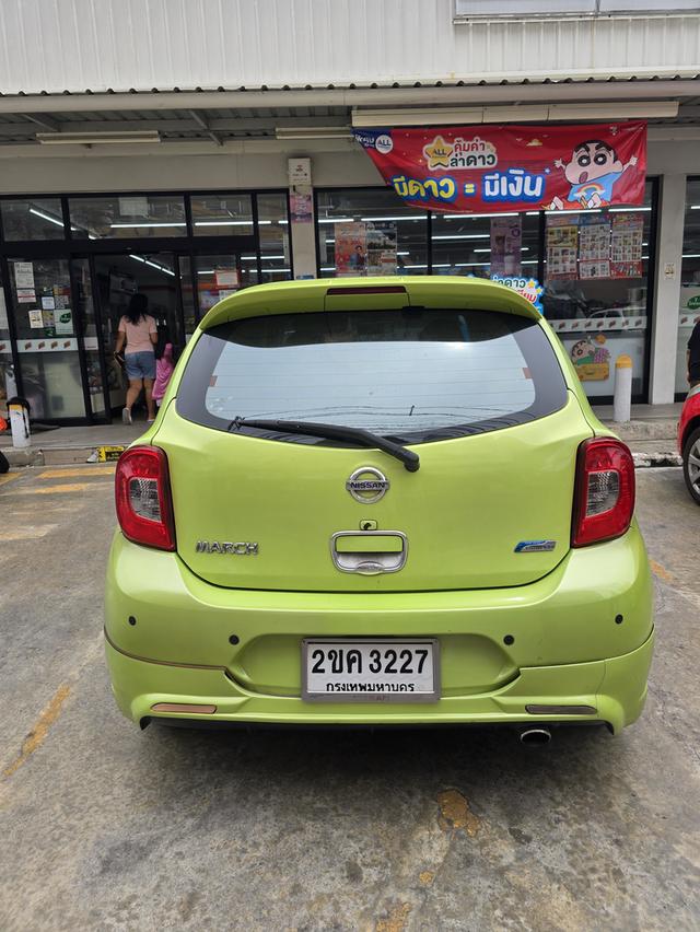 Nissan March ปี 2013 รถยนต์ มือสอง รูปย่อยที่ 2