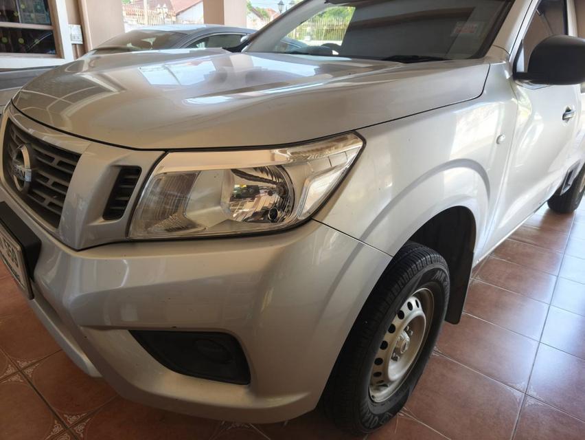 ขายรถสวยมือเดียว Nissan Navara NP300 SL ดีเซล กระบะสูง ปี 2015 ! ! ขับน้อย แค่ 5หมื่น กม. ไม่เคยชน เจ้าของขายเอง 8