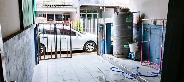 เลาดสวาย ลำลูกกา ลียบคลองสี่ ขายบ้านเดี่ยว รถไฟฟ้า BTS คูคต 4.8 กม. 20ตรว.140ตรม. ตลาดเอซี คลองสี่ 2.1 กม 4