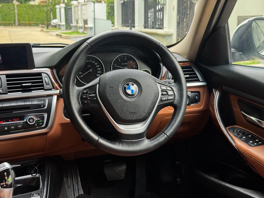 รหัสรถ AVA1593 🌡️ BMW 320d Luxury รุ่น Top ปี 2015 รหัส F30 ดีเซล 9
