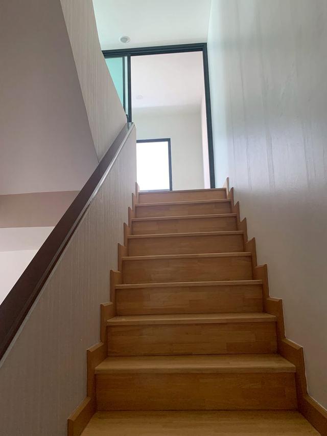 ขาย :ทาวน์โฮม 3 ชั้น,เนื้อที่ 29.3 ตรว.(หลังมุม)  หมู่บ้านไอฟิล บางนา ถนนเแกาญจนาภิเษก ซอย 57/2 19
