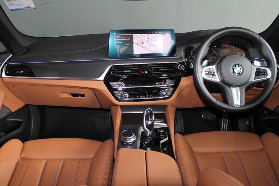 รหัสรถ BM2420 BMW 520d M-Sport LCI 2022 12