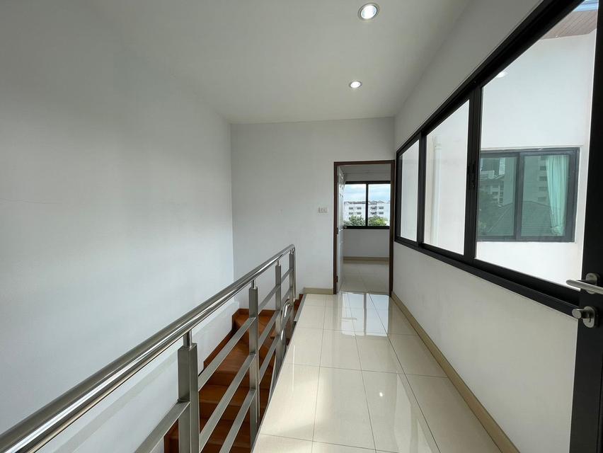 🔥 ขายด่วน! ทาวน์โฮม 3 ชั้น หลังมุม ทำเลทอง ลาดพร้าว 18 แยก 4 🔥 | MRT 700 ม. | Home Office ได้ | มีห้อง Studio 20