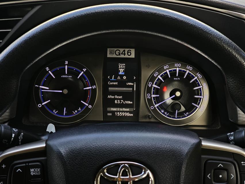 Toyota Innova 9
