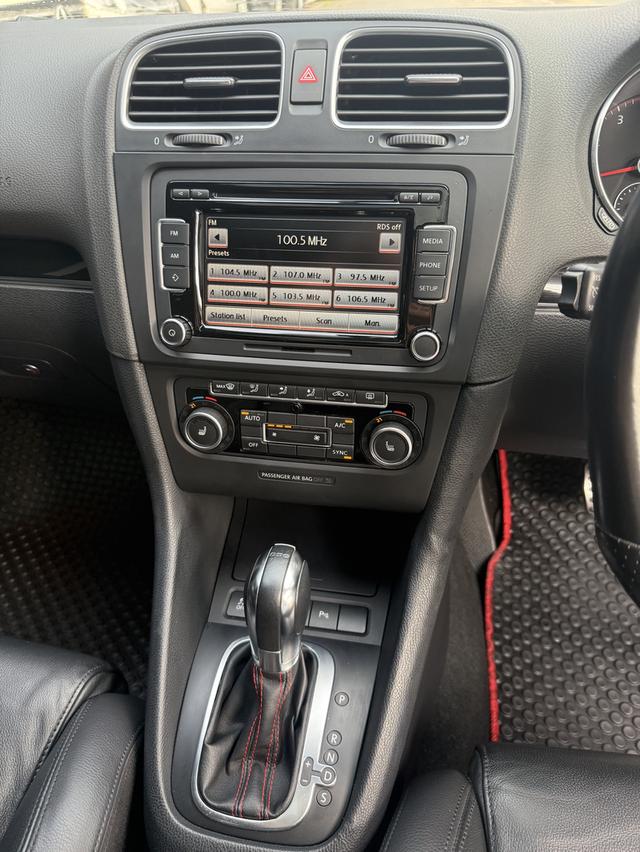 VOLKSWAGEN GOLF 2.0 GTI ปี 2013 รูปที่ 10