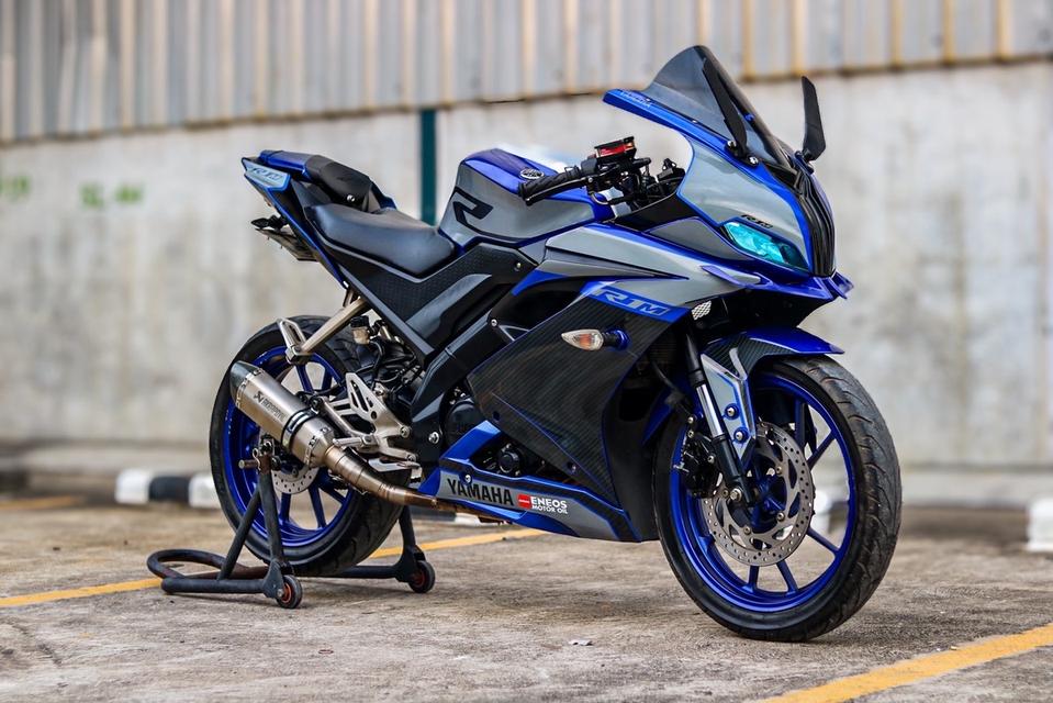 R15 Yamaha