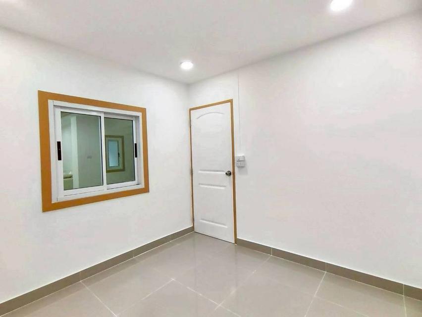 หมู่บ้านบัวทอง4      10