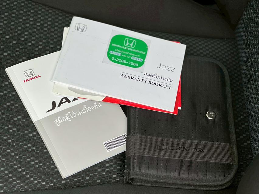 ปี 2021 HONDA JAZZ, 1.5 i-VTEC S โฉม ปี14-ปัจจุบันสีเทา เกียร์ออโต้ เครื่องเบนซิน มือเดียวป้าย 16