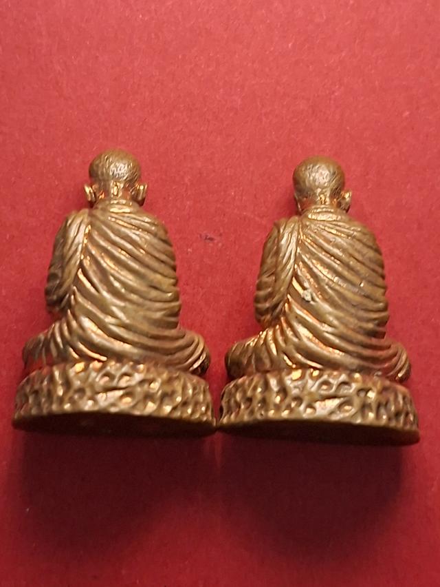 หล่อรูปเหมือนฐานภูเขาหลวงปู่จันทร์โสม 2