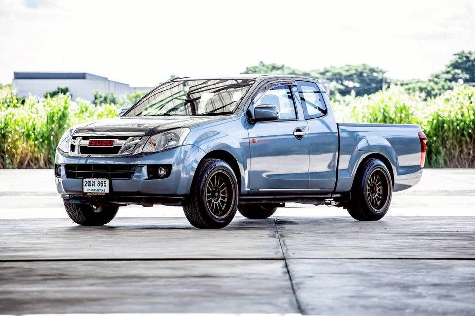 Isuzu D-Max Space Cab 2.5L ดีเซล ปี 2013 สีเทา เกียร์ธรรดา  8
