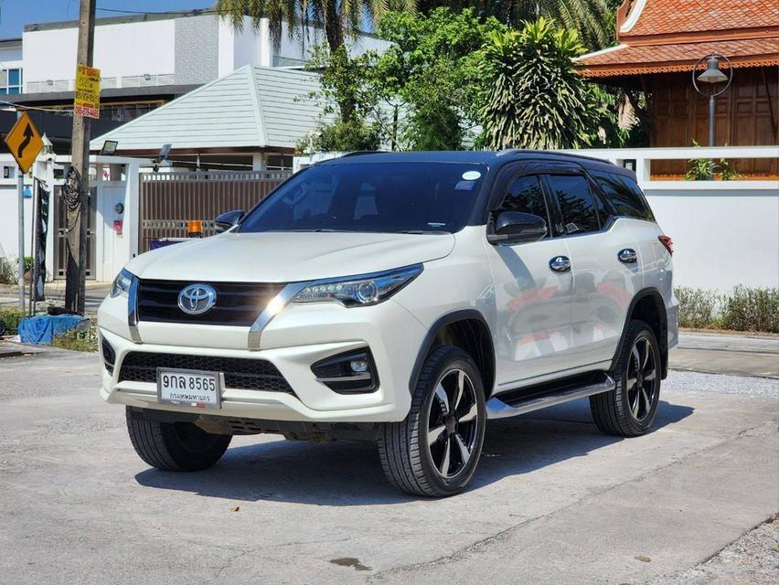 ขาย Toyota Fortuner 2.8 TRD 4wd ปี18 3