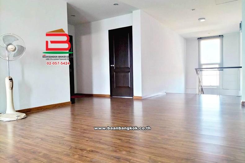 โฮมออฟฟิศ เนื้อที่ 54.3 ตร.ว. โครงการ บิซ แกลเลอเรีย (ซอยนวลจันทร์ 24) ถนนเลียบทางด่วนรามอินทรา(ประดิษฐ์มนูธรรม) แขวงคลองกุ่ม เขตบึงกุ่ม 9