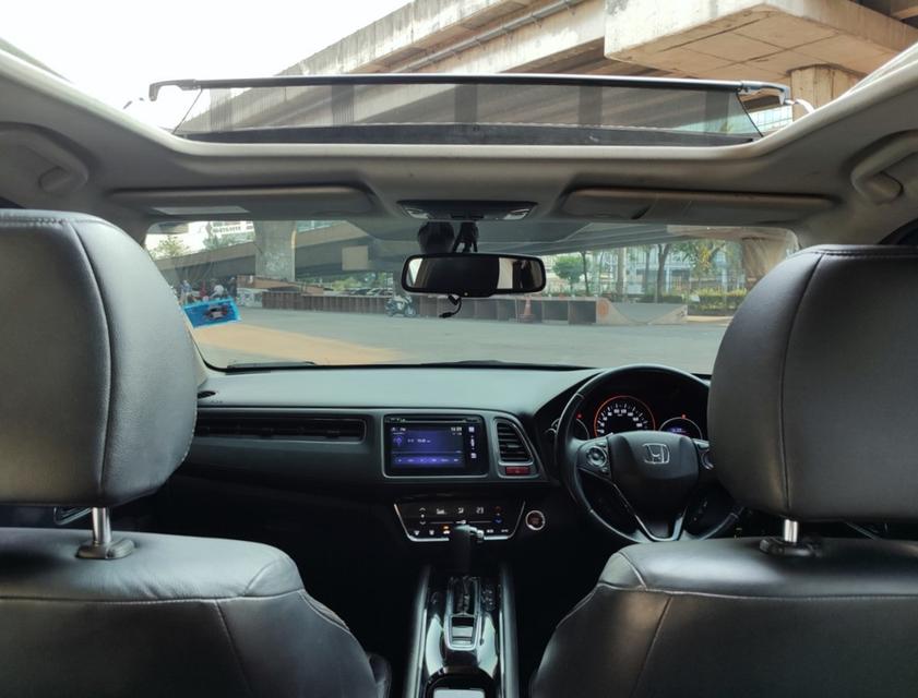 Honda HR-V 1.8 EL Sunroof AT ปี 2015  5