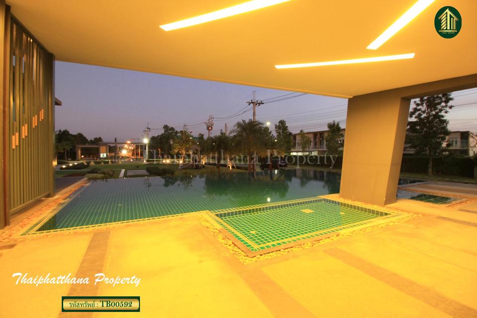 โกลเด้น นีโอ บางนา-กิ่งแก้ว 16