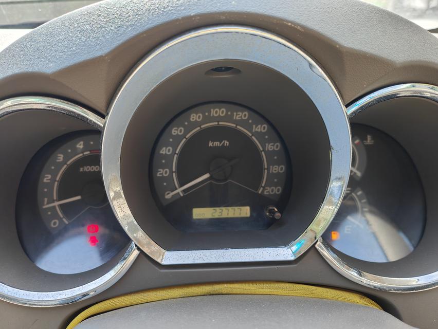 Toyota Vigo 2.5 E Cab MT ปี 06 8