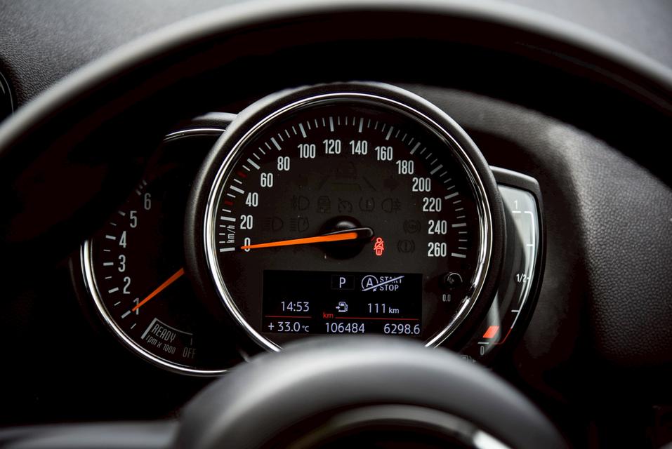 รหัสรถ CBL1004 MINI Cooper S Countryman 2.0 Entry F60 AT 2020 15