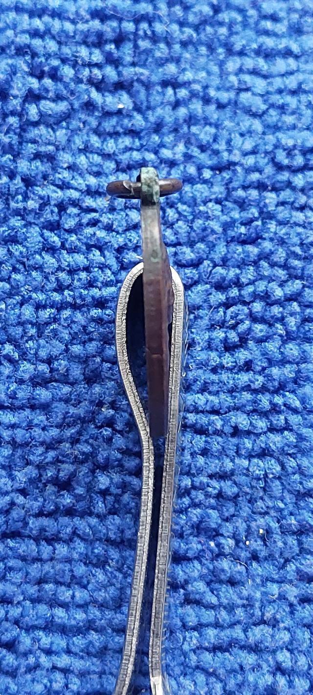 เหรียญหลวงพ่อดำ พิมพ์เม็ดแตงปี2520 รูปที่ 5